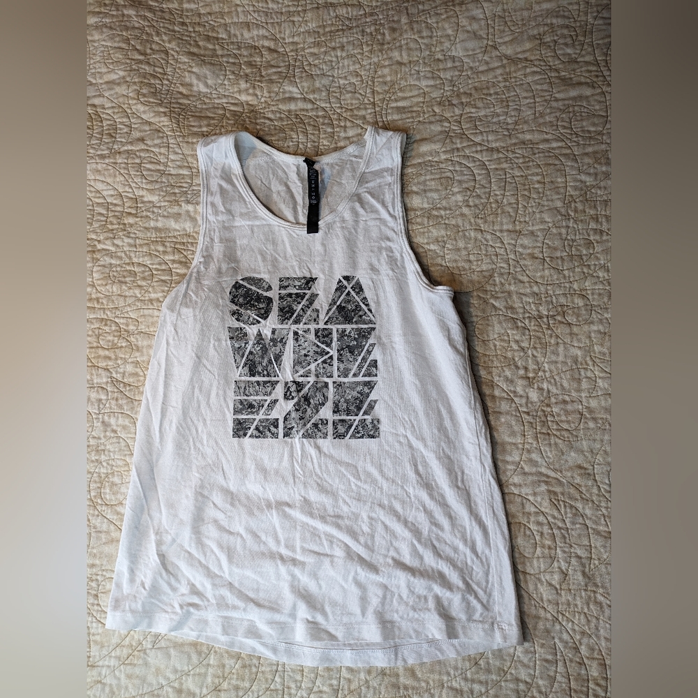 Lululemon Five Year Basic Tank Size Small Seawhee… - image 1